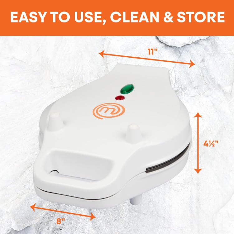 MasterChef Bubble Waffle Maker batter pour shot demonstrating even batter distribution