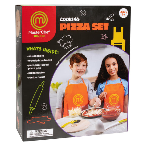 MasterChef Junior kit highlights kid-safe tools and colorful design.