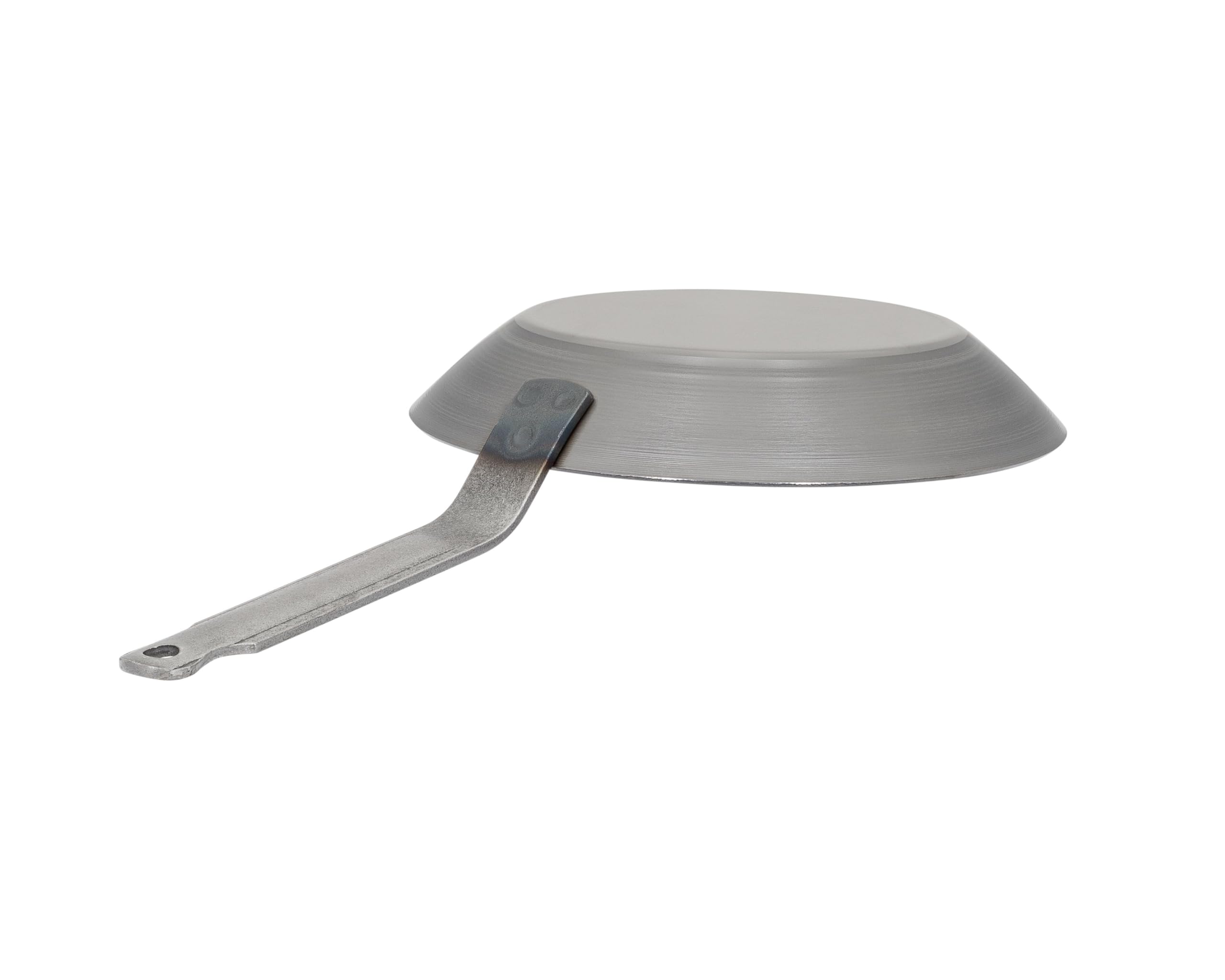Matfer Bourgeat pan without coatings close up of uncoated surface