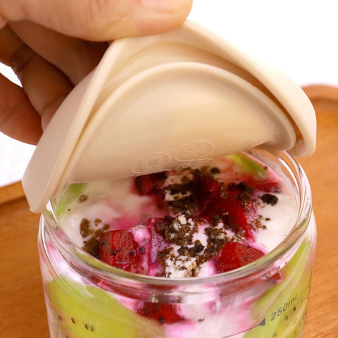 Matifaner overnight oats cup for quick breakfast prep.