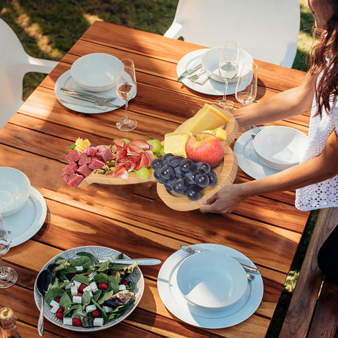 MAYISO bamboo charcuterie board ready as a gift for guests.
