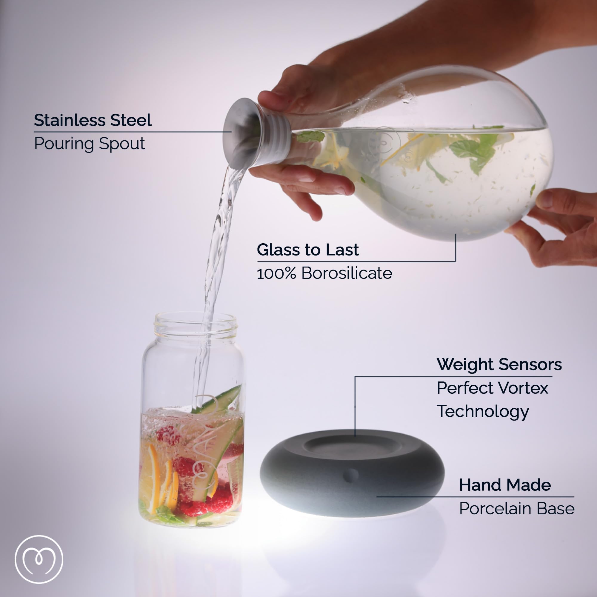 No-plastic design with stainless steel pour spout for hygienic pouring.
