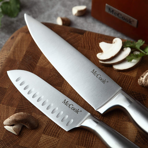 McCook serrated steak knives and kitchen shears ready for tasks.