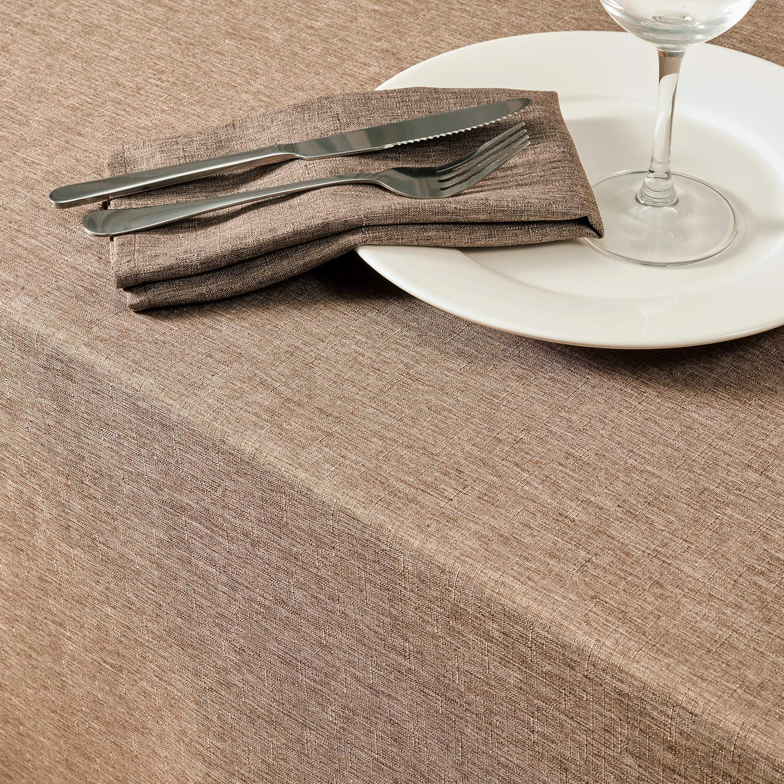 Mebakuk tablecloth waterproof finish beads on spills for quick cleanup