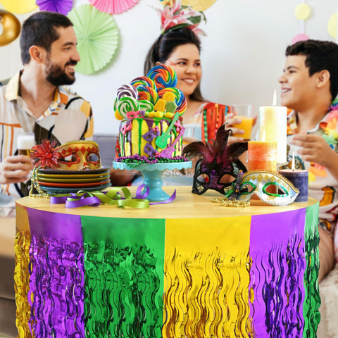 Mega-Loopolis Mardi Gras party decor ready to elevate celebrations.