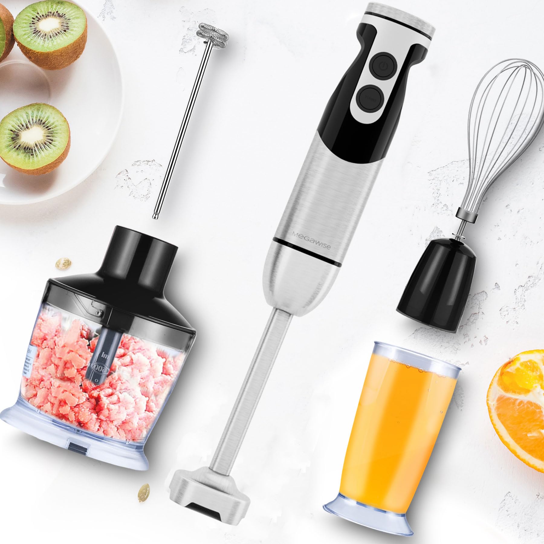 MegaWise Pro immersion blender’s ergonomic handle supports comfortable long blending.