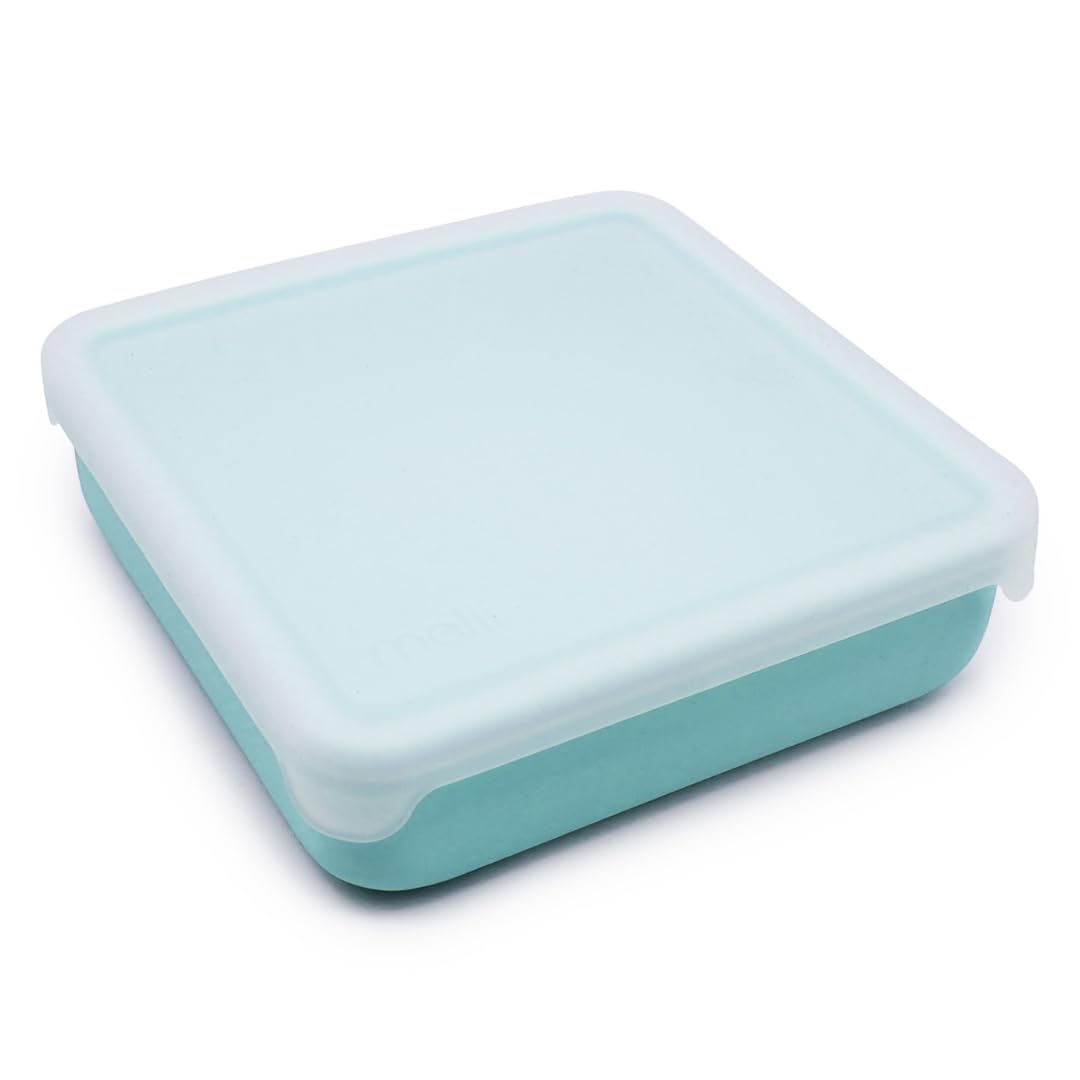 Melii silicone sandwich container with 790ml capacity, ideal for lunches on the go.