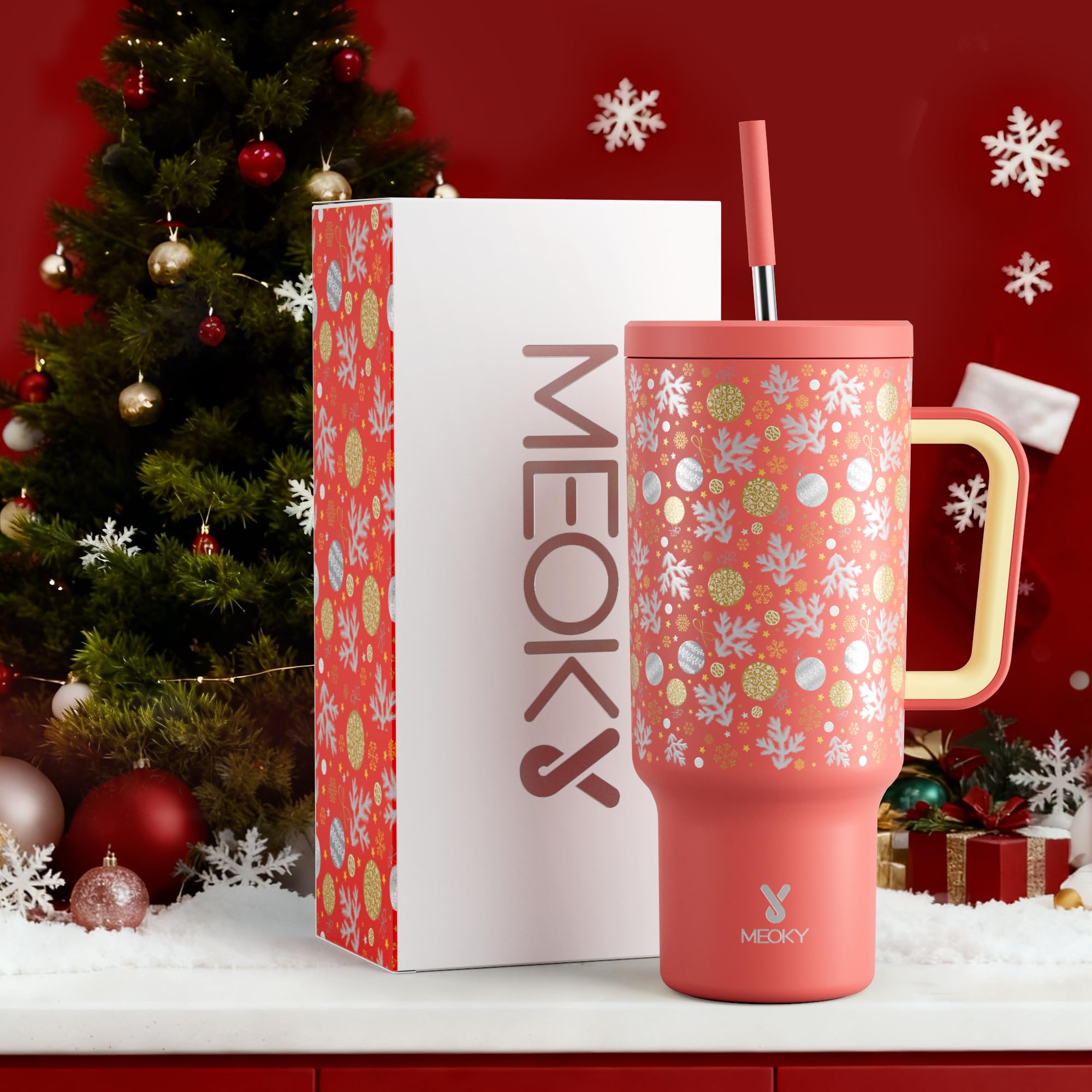 Meoky non-slip base keeps the tumbler steady on snowy surfaces