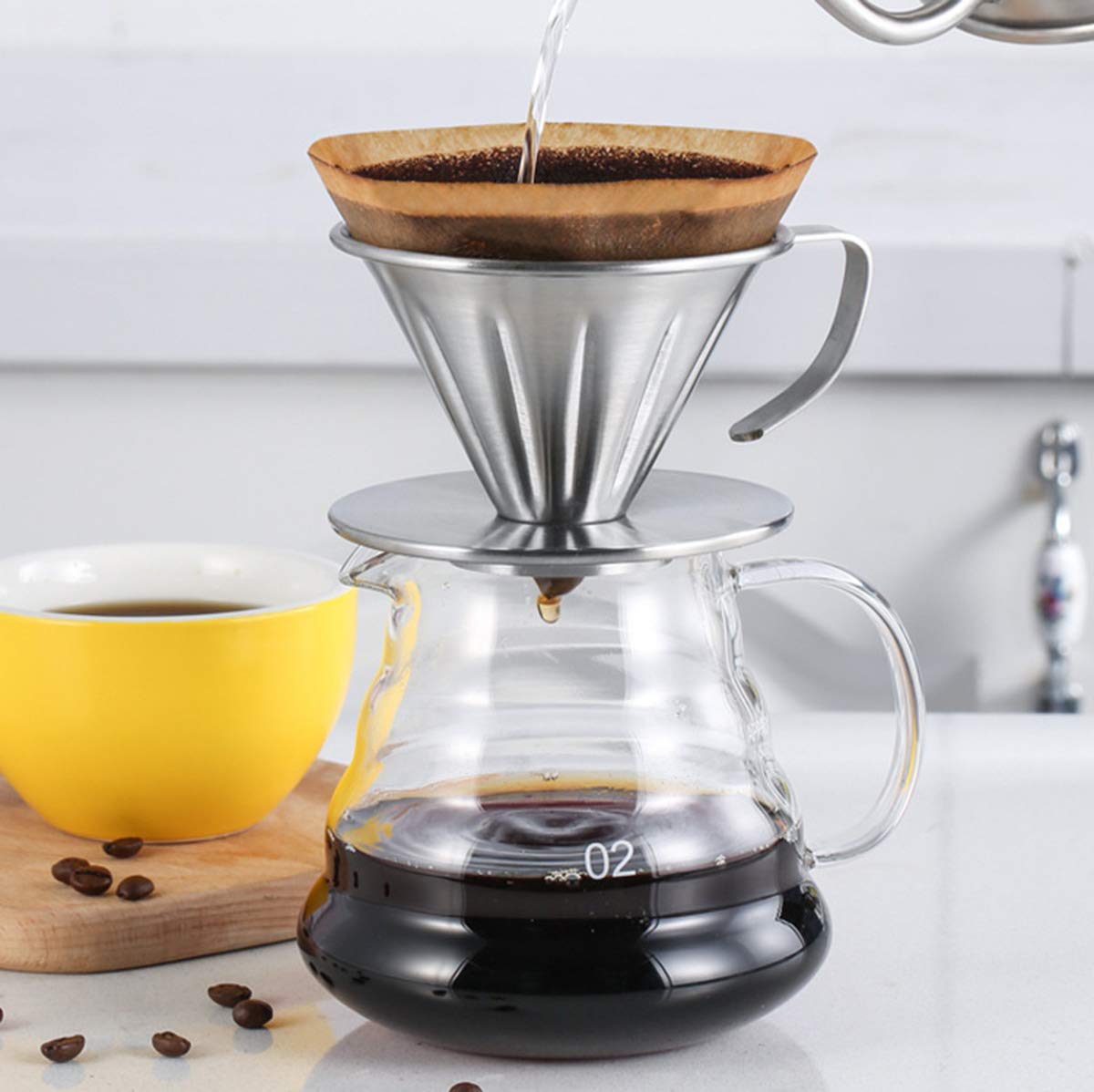 MERMOO YILAN compact design makes a gift-ready coffee accessory