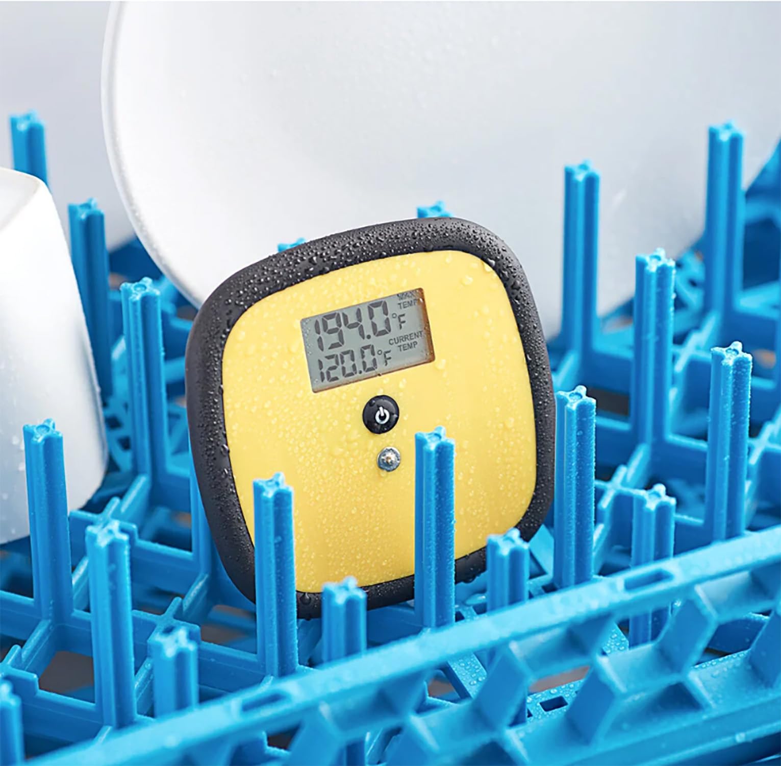 Metal Magery dishwasher thermometer with large display readouts for easy monitoring during cycles.