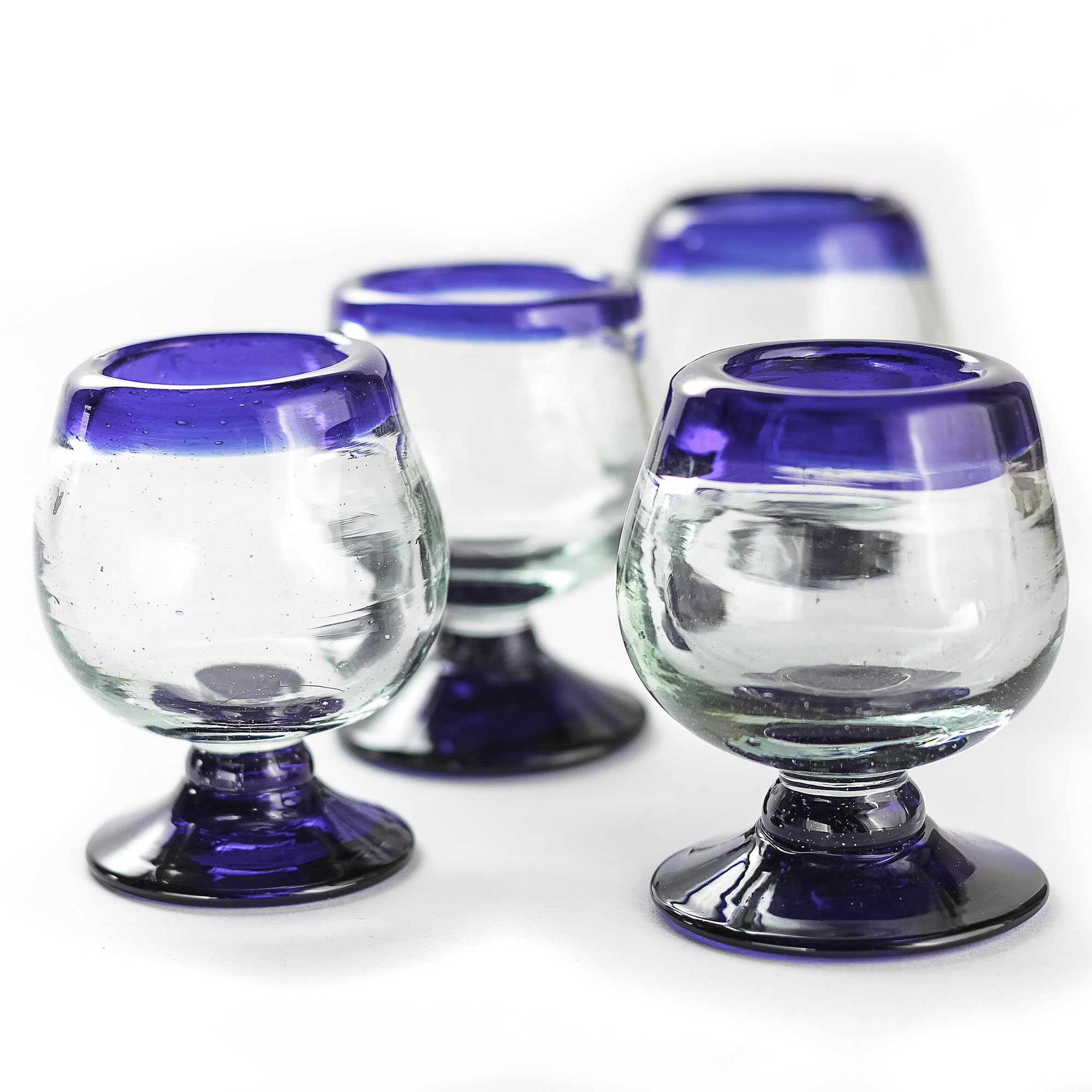 Cognac-size tequila snifter with heavy base for sturdy serving