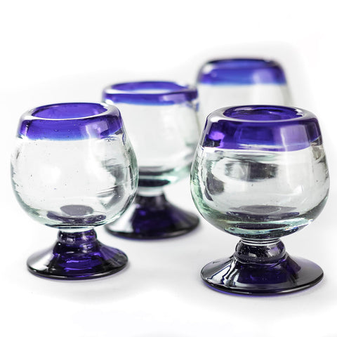 Cognac-size tequila snifter with heavy base for sturdy serving
