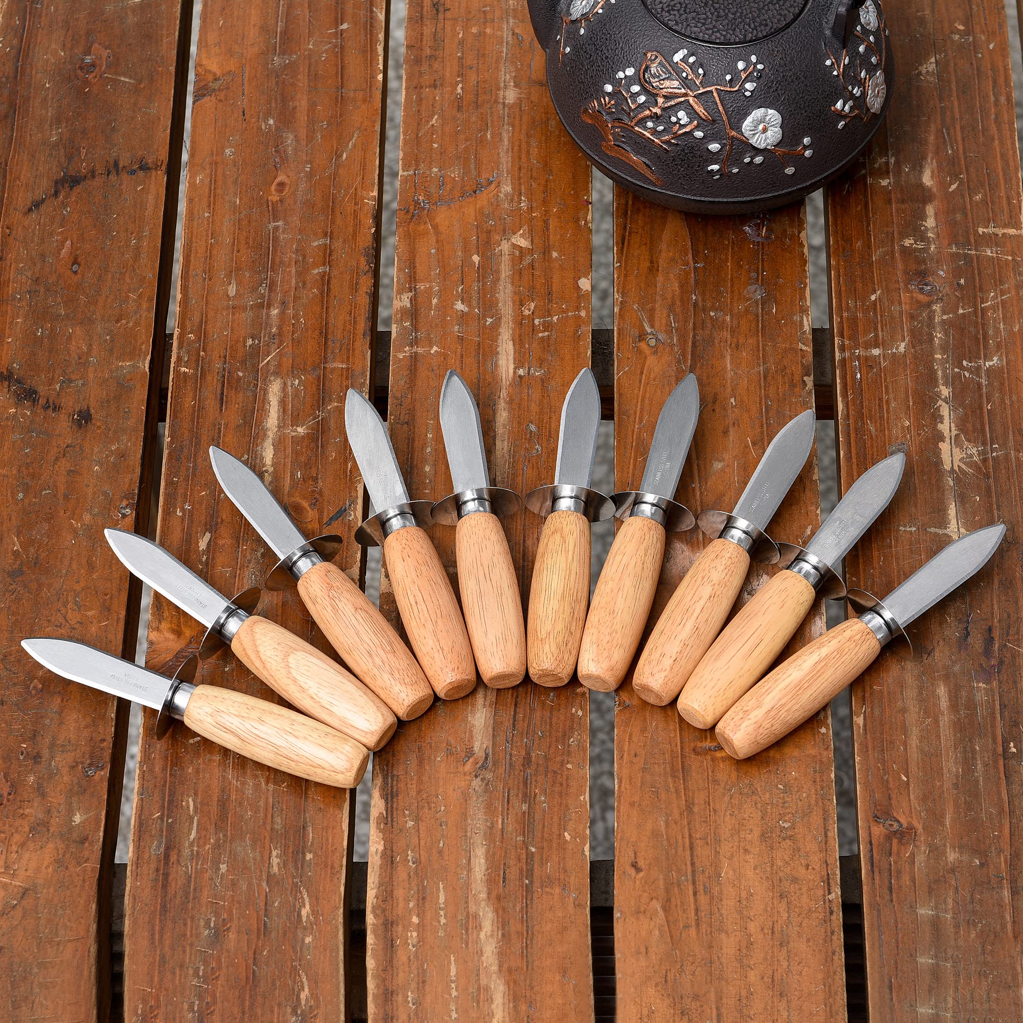 MGTECH oyster knives ready for kitchen prep and entertaining