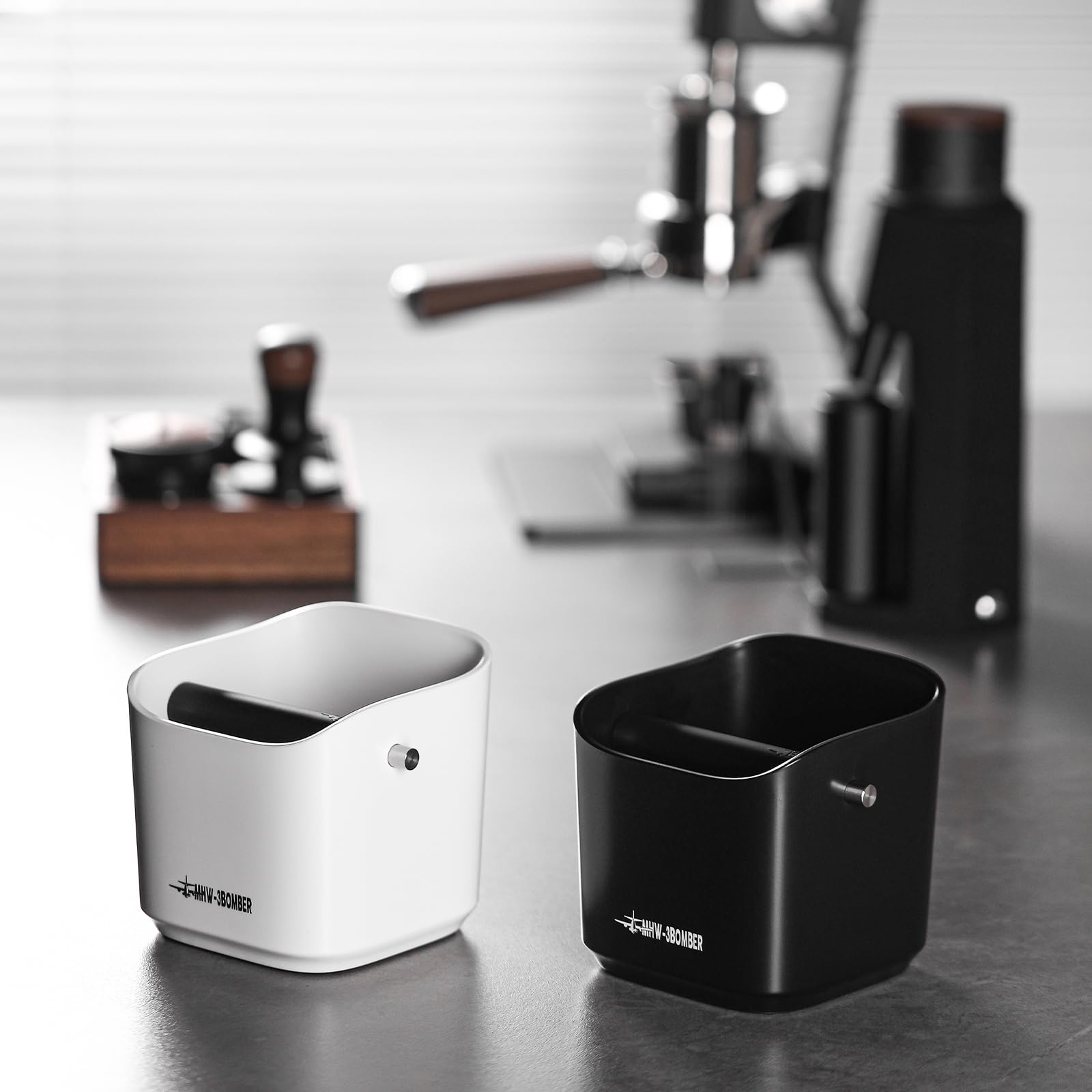 MHW-3BOMBER stable weight helps prevent tipping during knocking