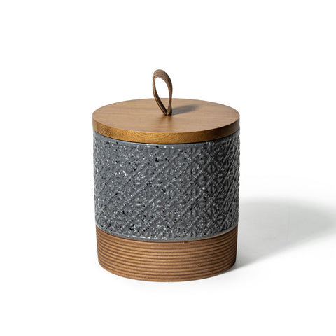 Miamolo ceramic spice jar with embossed pattern keeps spices fresh on the counter