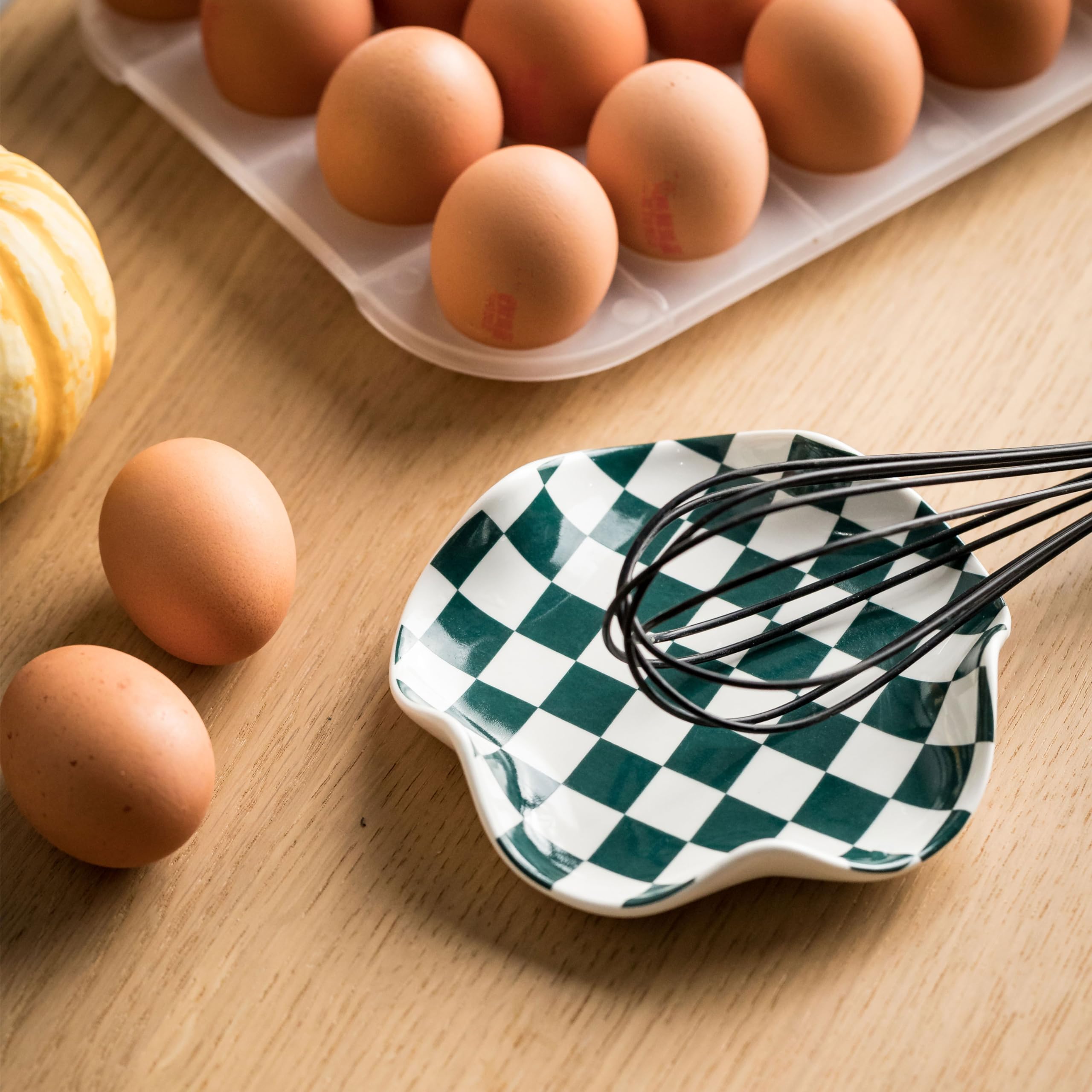 Miamolo checkered spoon rest suited for kitchen, coffee bar, or camping.