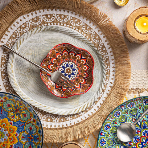 Miamolo Boho utensil rest adds artful charm to your dining counter.