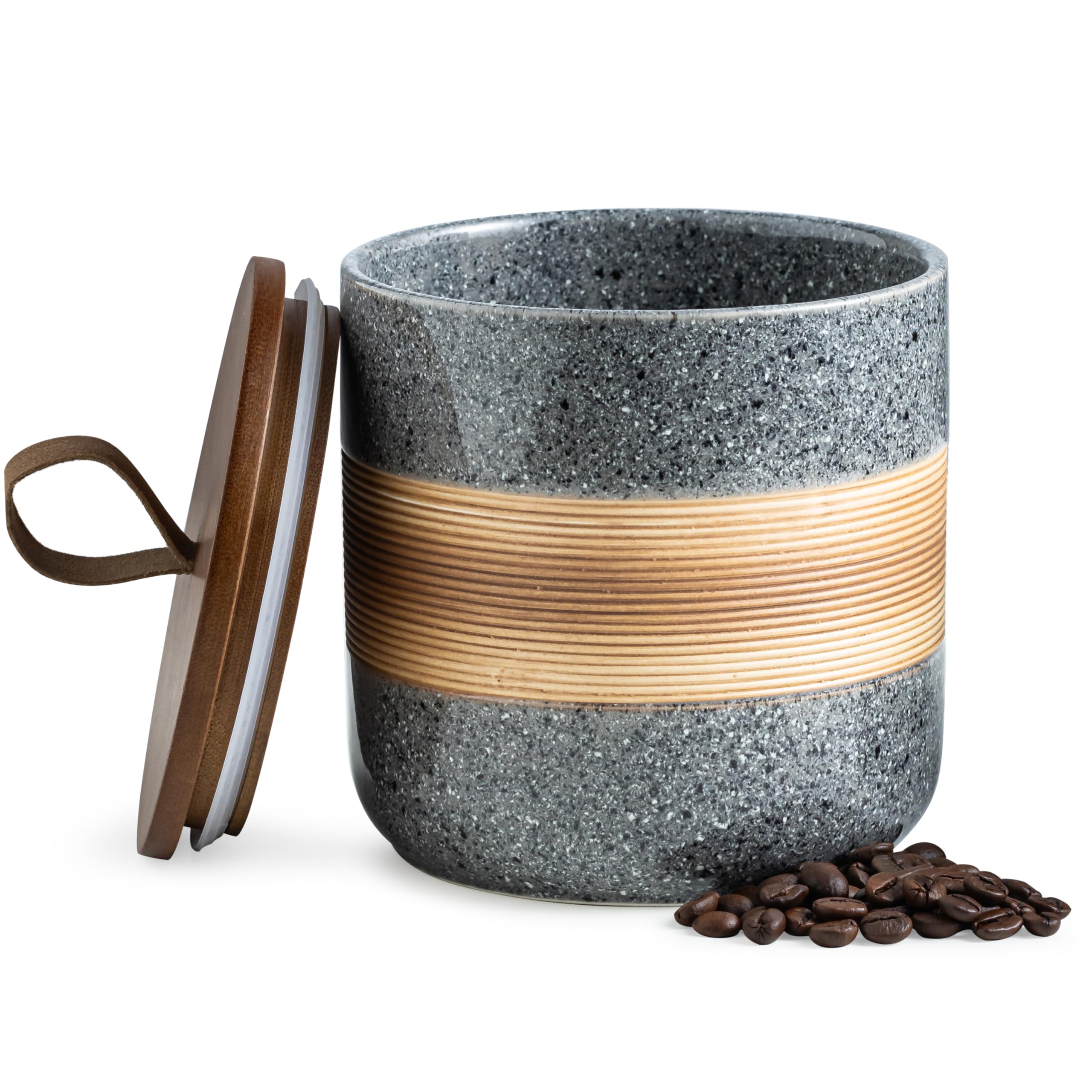 Miamolo spice jars with airtight lid keeping spices fresh on the counter