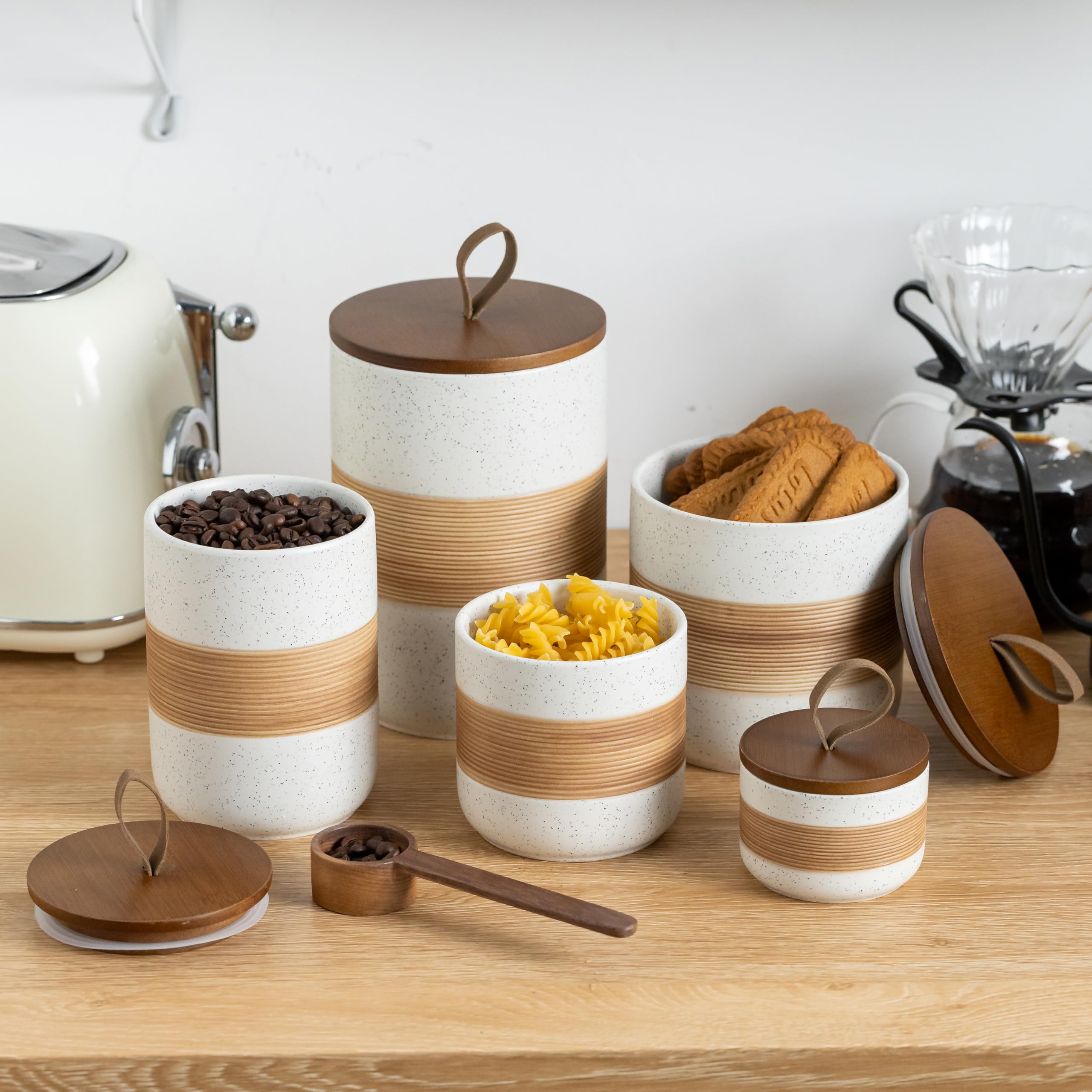 Miamolo spice jars offer five capacity options for various ingredients