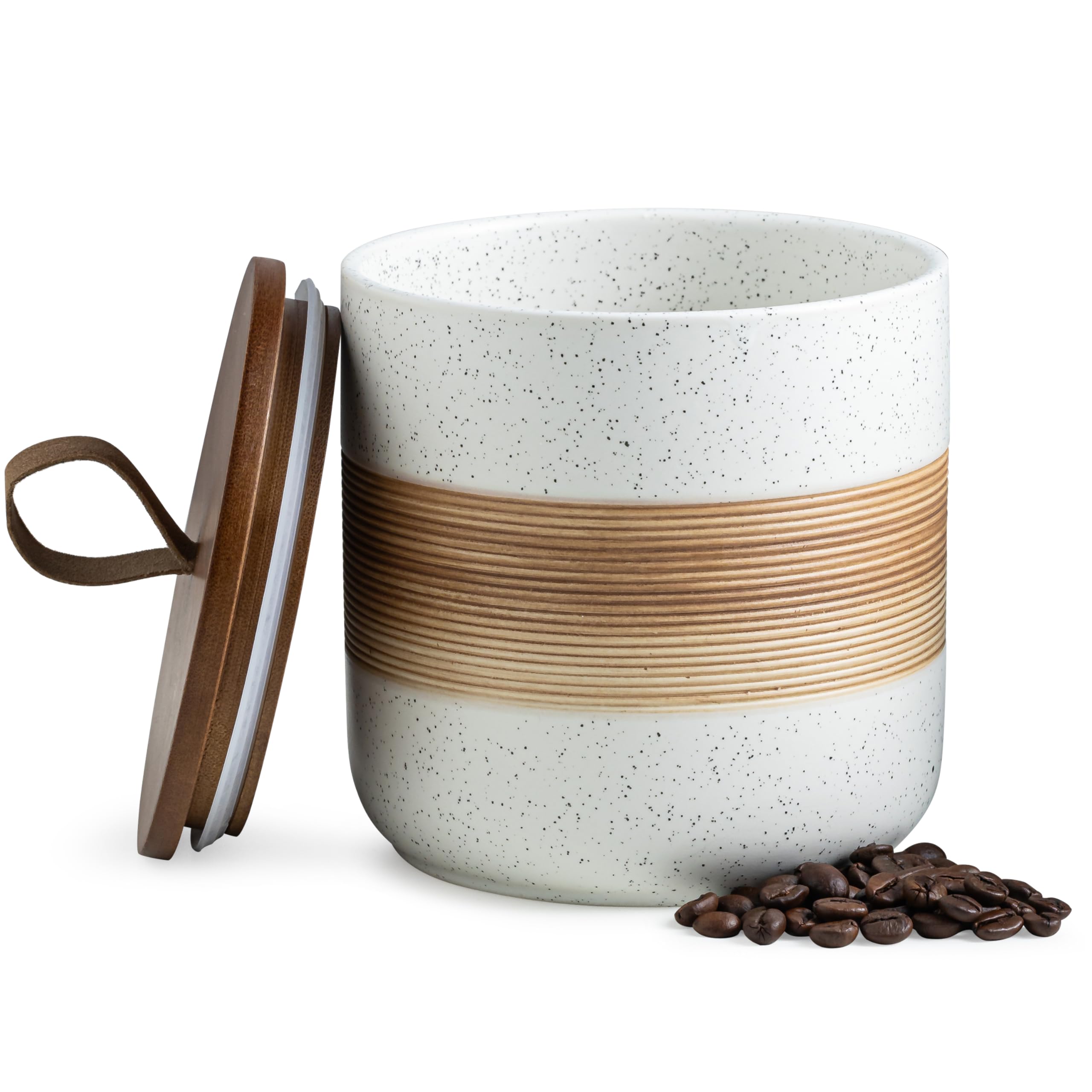 Miamolo spice jars with lid showing wooden cap for fresh storage