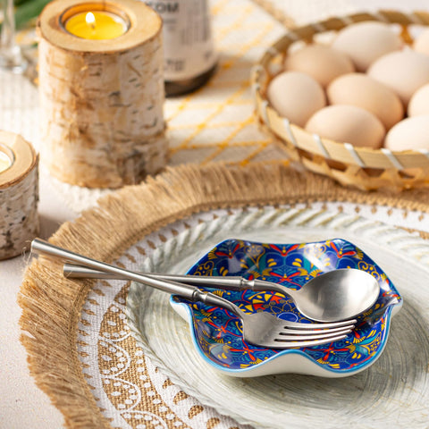 Miamolo spoon rest measures 5.3 inches for common utensils