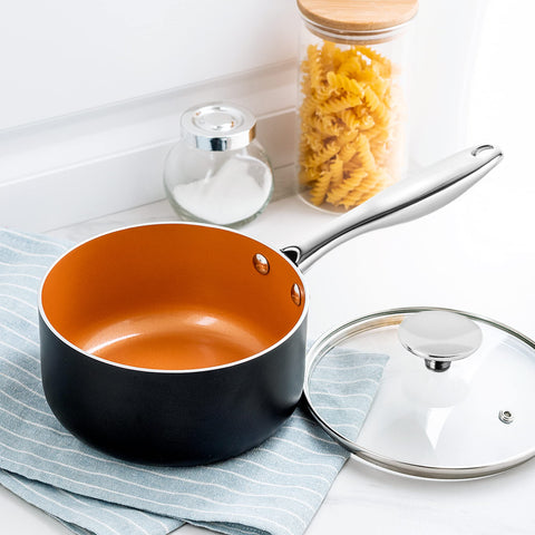 Michelangelo copper sauce pan glass lid view shows monitoring of cooking.