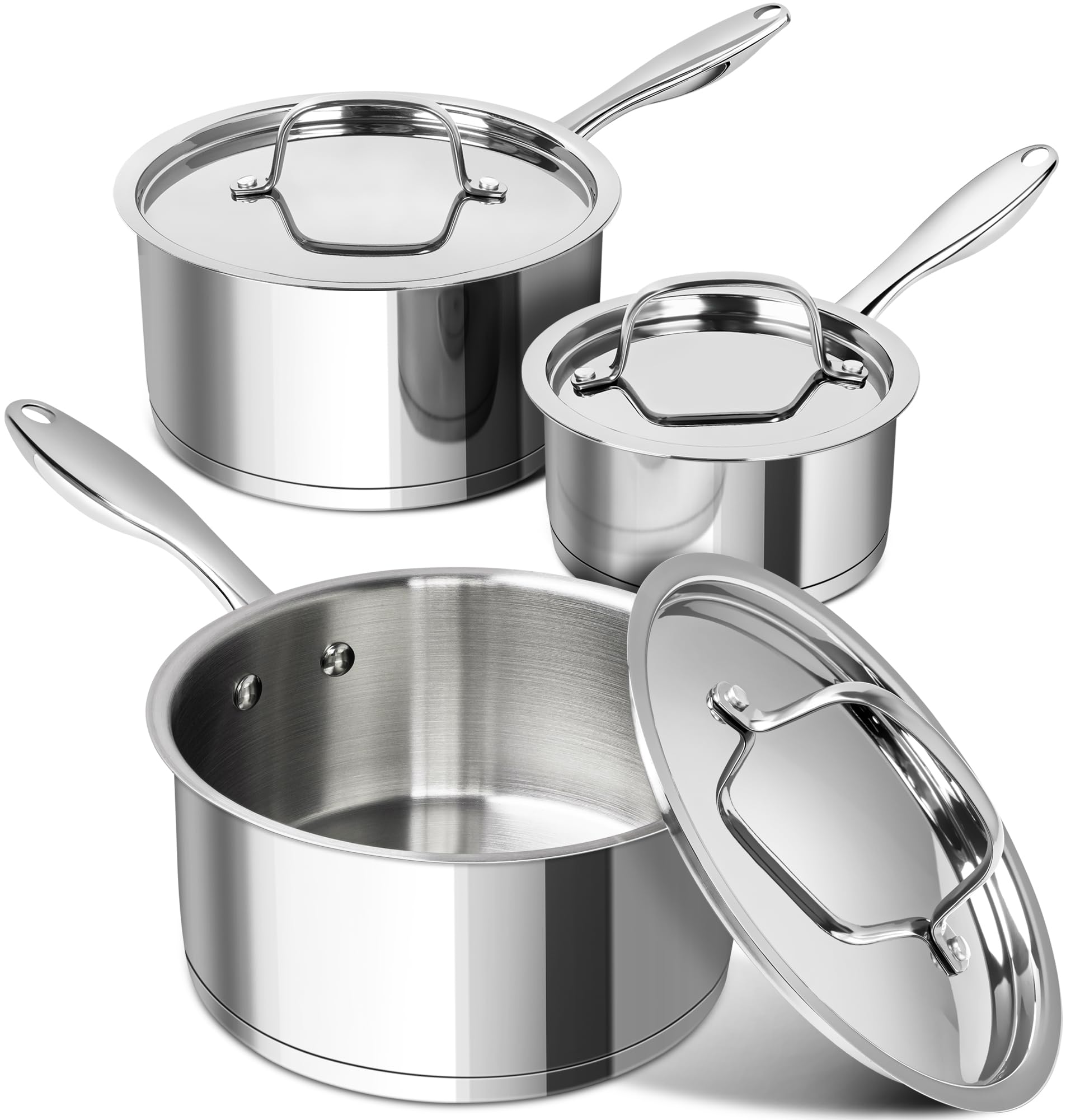 Michelangelo 1qt saucepan with lid for small-batch sauces.