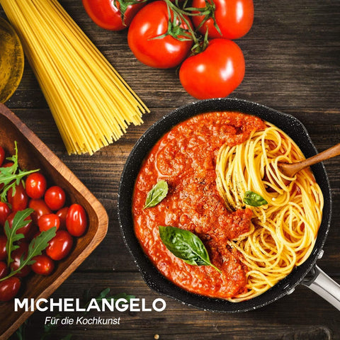 Compact 3-piece saucepan set with lids for efficient kitchen storage