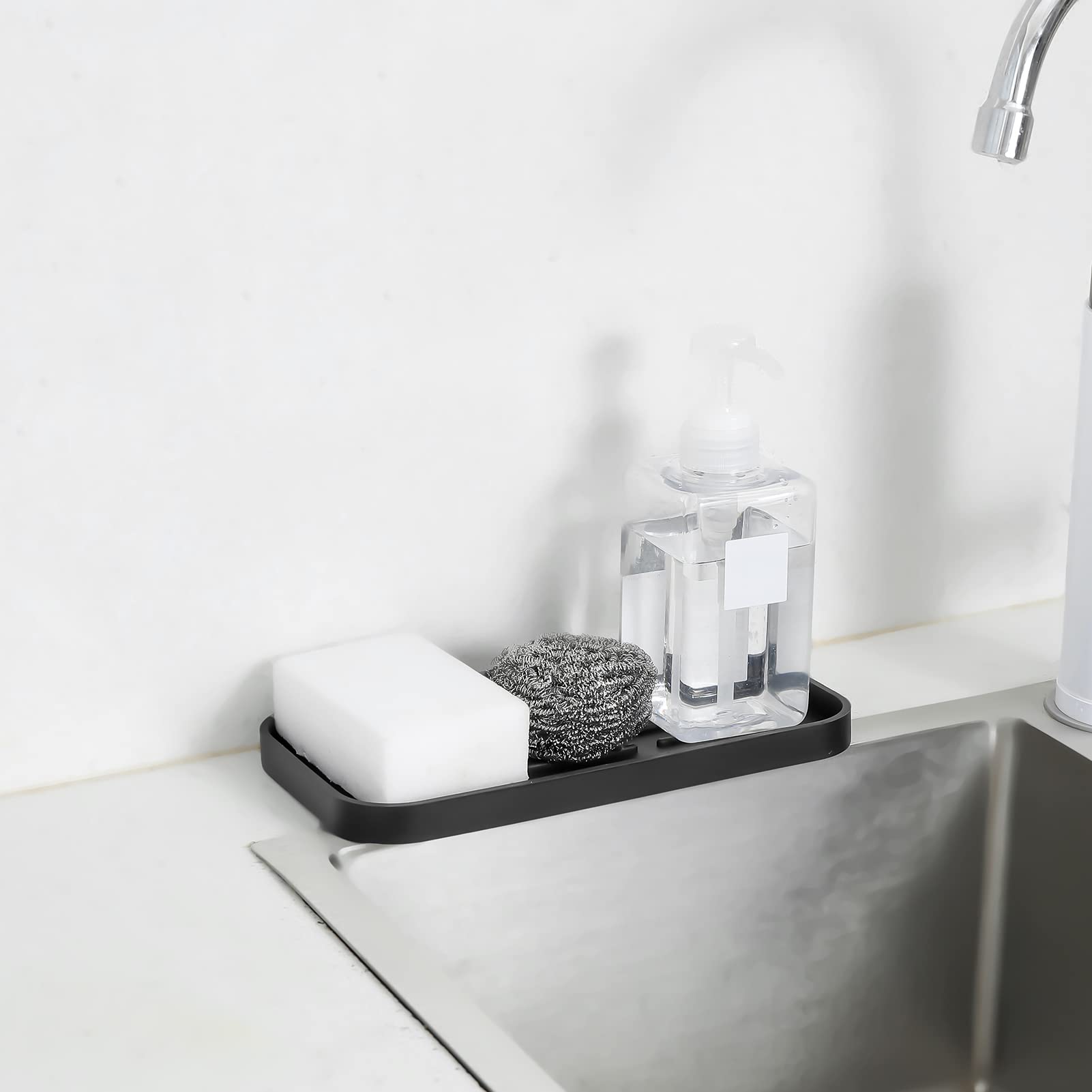MicoYang organizer for bottles and oil dispensers tidies the countertop.