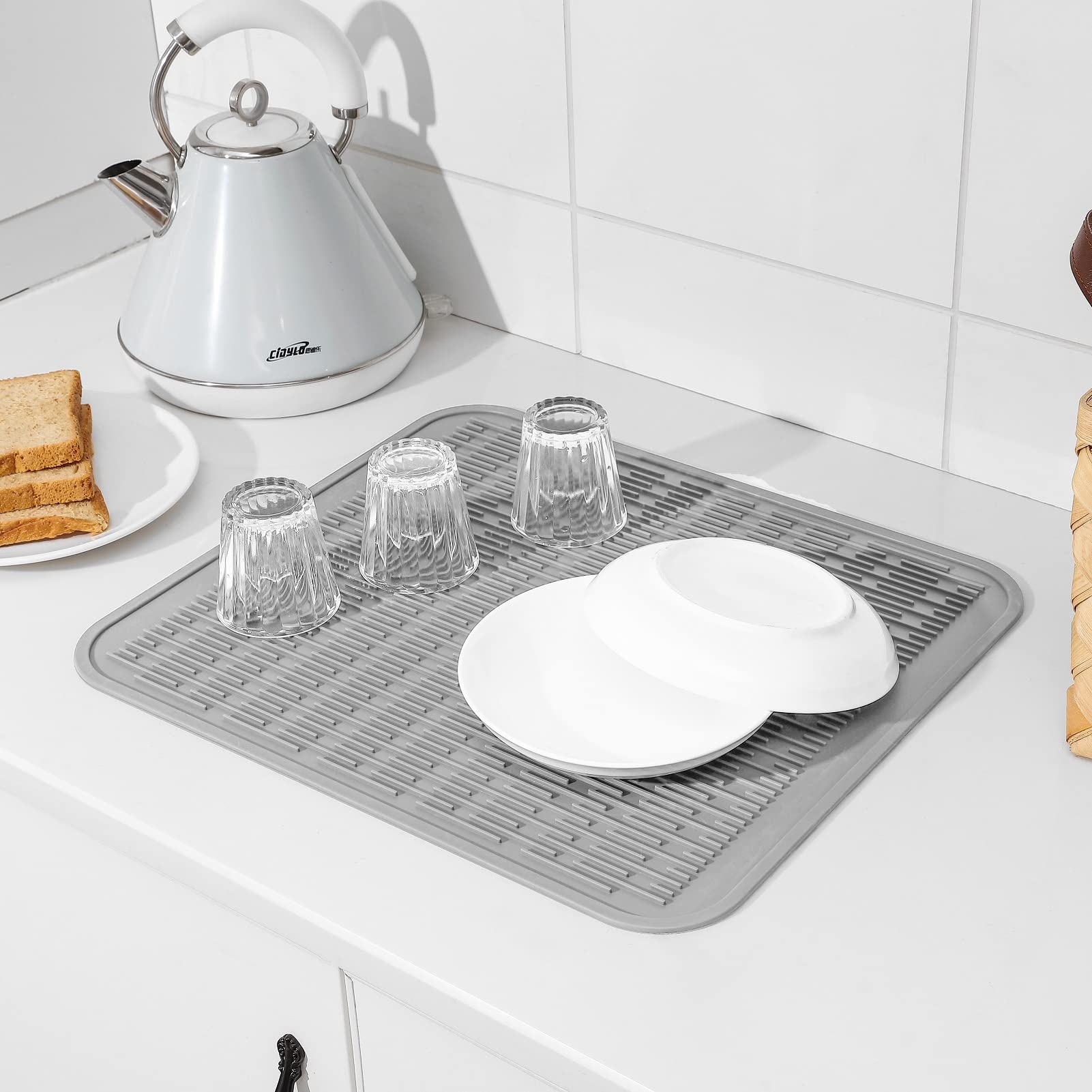 MicoYang BPA-free silicone mat supports eco-friendly kitchen use