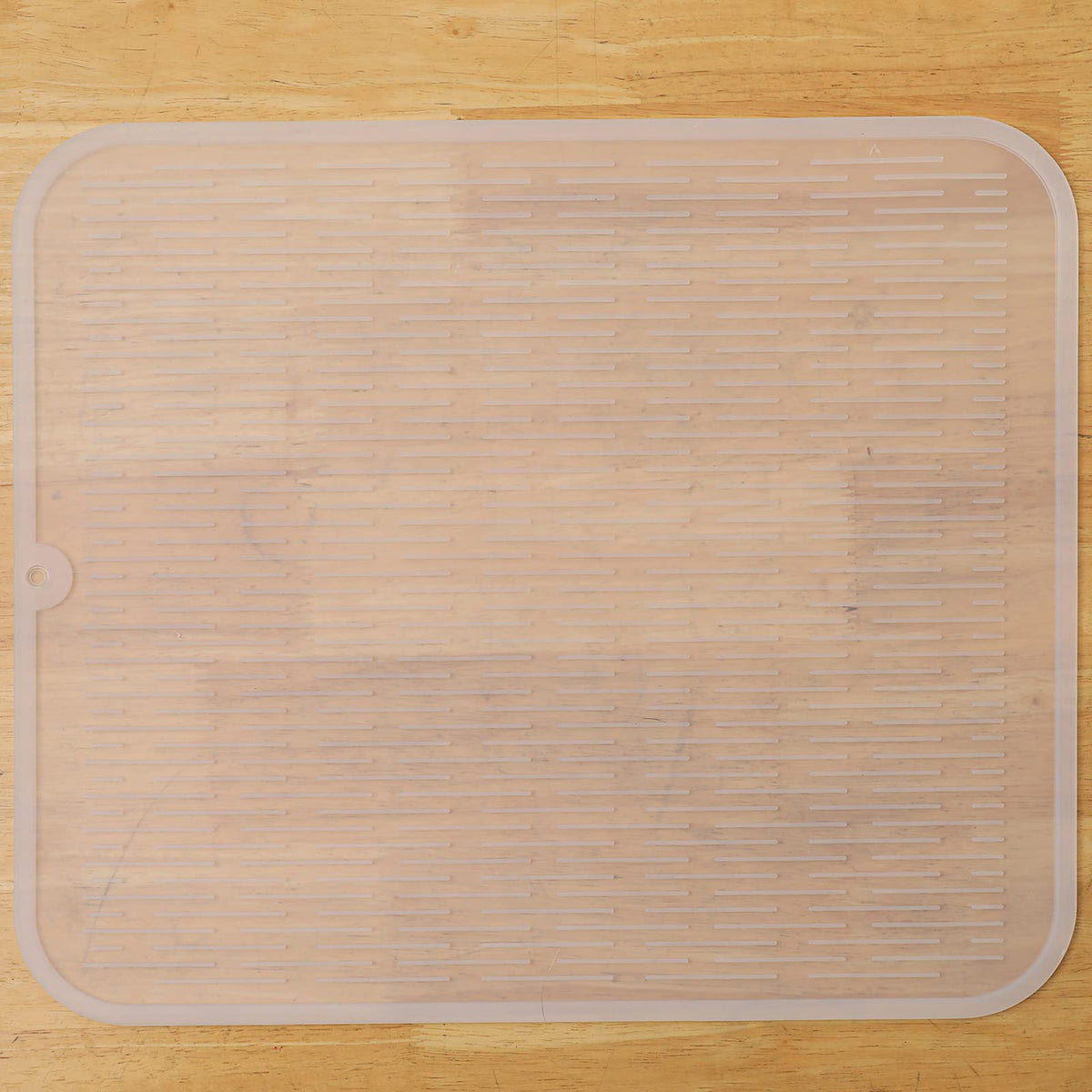 MicoYang silicone drying mat on counter for quick air-drying and surface protection.