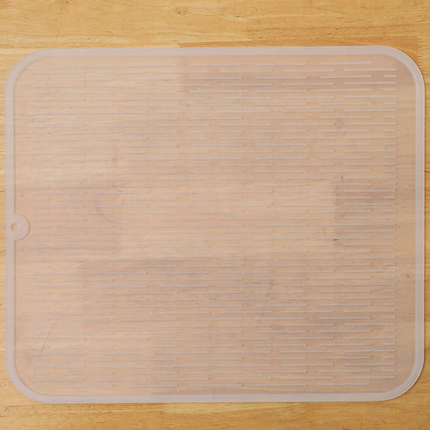 MicoYang silicone drying mat on counter for quick air-drying and surface protection.