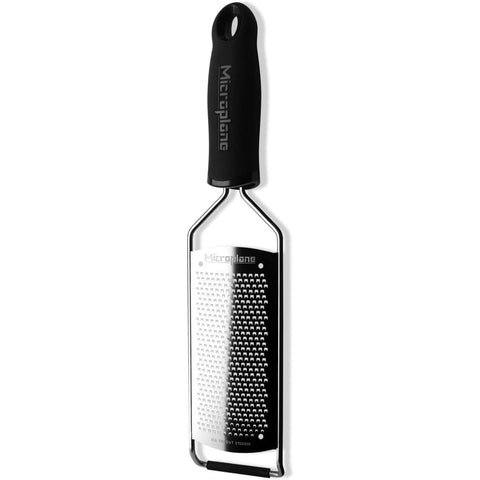 Microplane Gourmet Series hard cheese grater in fine black for ultra-fine parmesan