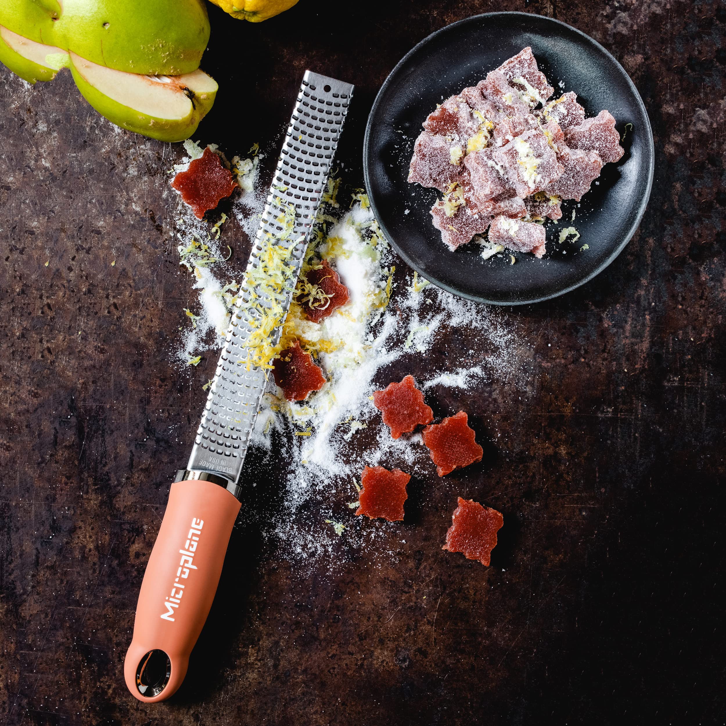 Microplane Premium Classic cinnamon ground for baking and spice blends