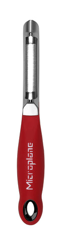 Soft-touch handle provides comfortable grip during longer peeling tasks.