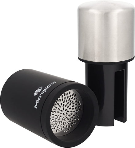 Microplane Spice Mill twist action demonstrates easy, precise grinding.