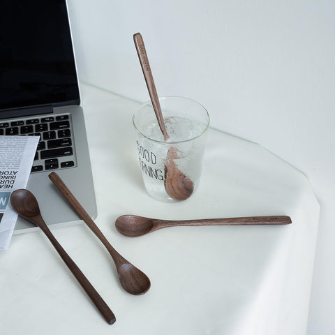 MIGAKU HOME premium black walnut craftsmanship and grain patterns.