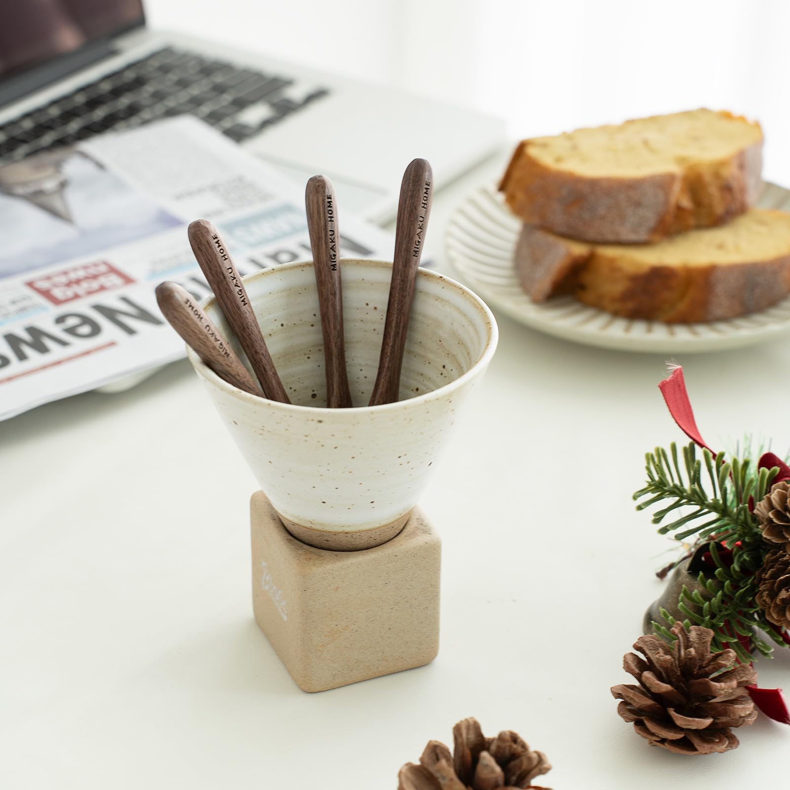 Eco-friendly black walnut spoons from MIGAKU HOME.