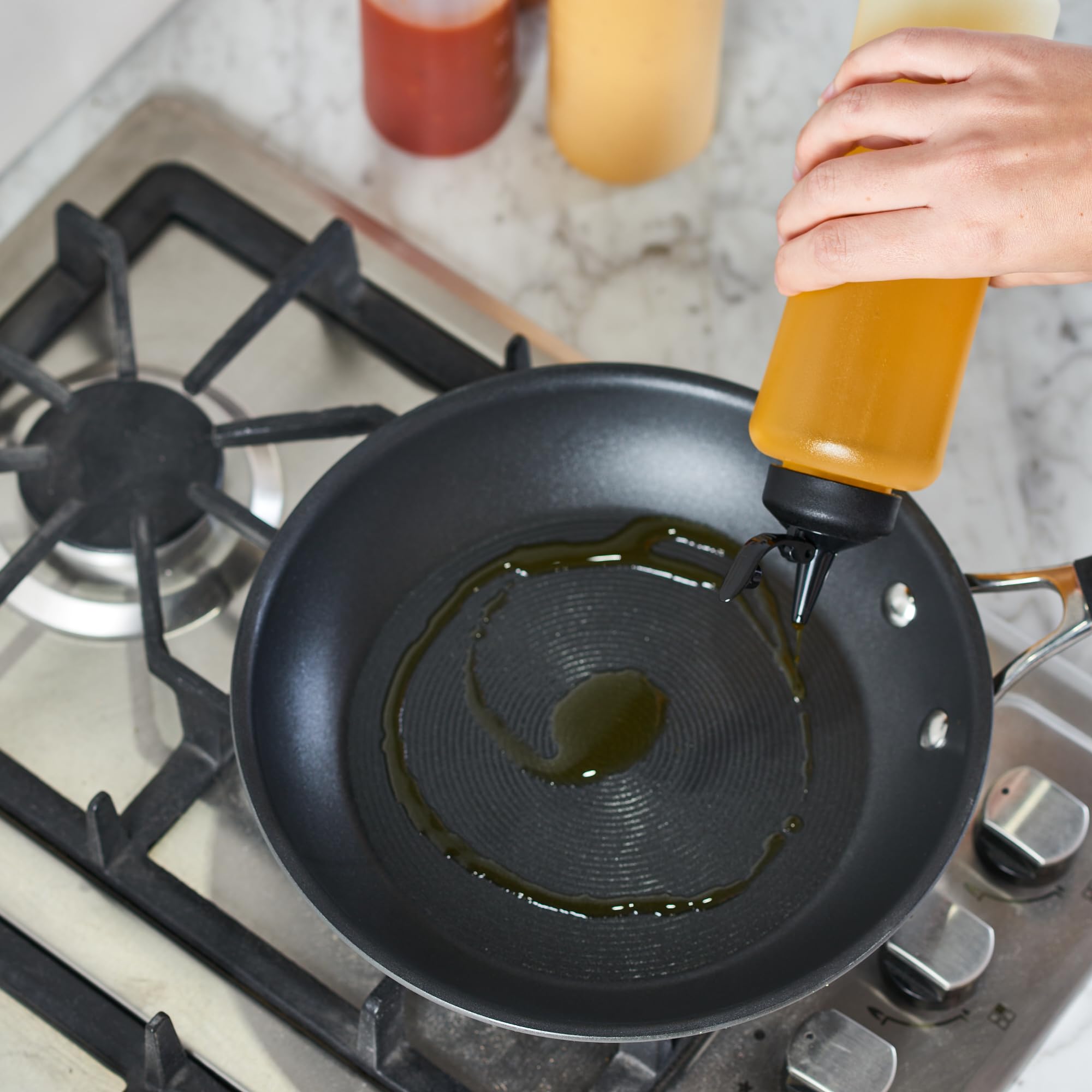 MIGHTY STRONG silicone gasket prevents leaks and drips