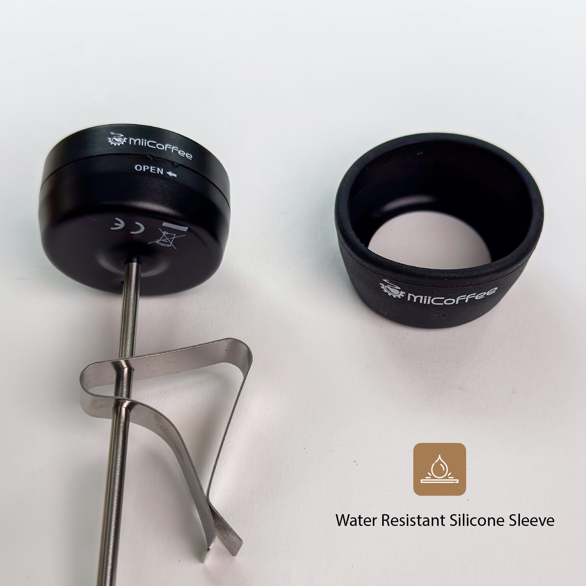 MiiCoffee water-resistant silicone sleeve protects the thermometer during steaming sessions.
