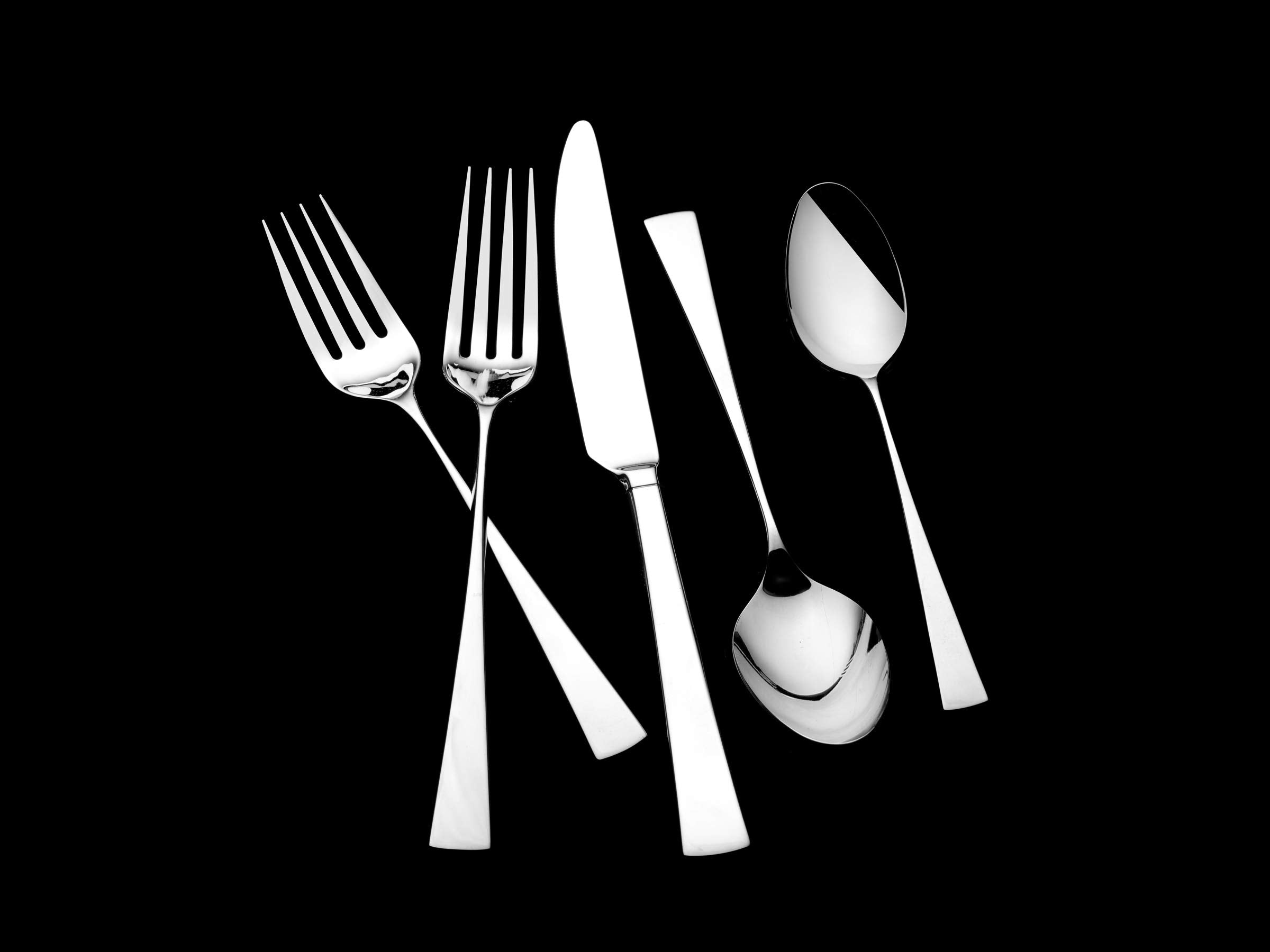 Mikasa Lucia salad fork with clean lines for casual to formal meals.