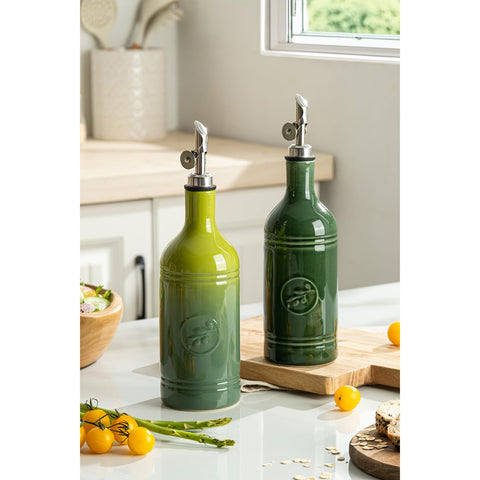MIKIGEY automatic no-drip spout makes dressing quick and easy