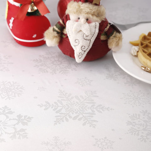 Reversible snowflakes pattern adds elegance to MikiUp tablecloth.