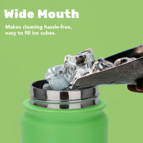 Mininoo leak-proof flip-up straw lid prevents spills during travel.