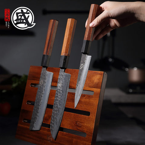 MITSUMOTO SAKARI on-counter display enables easy access during meal prep.