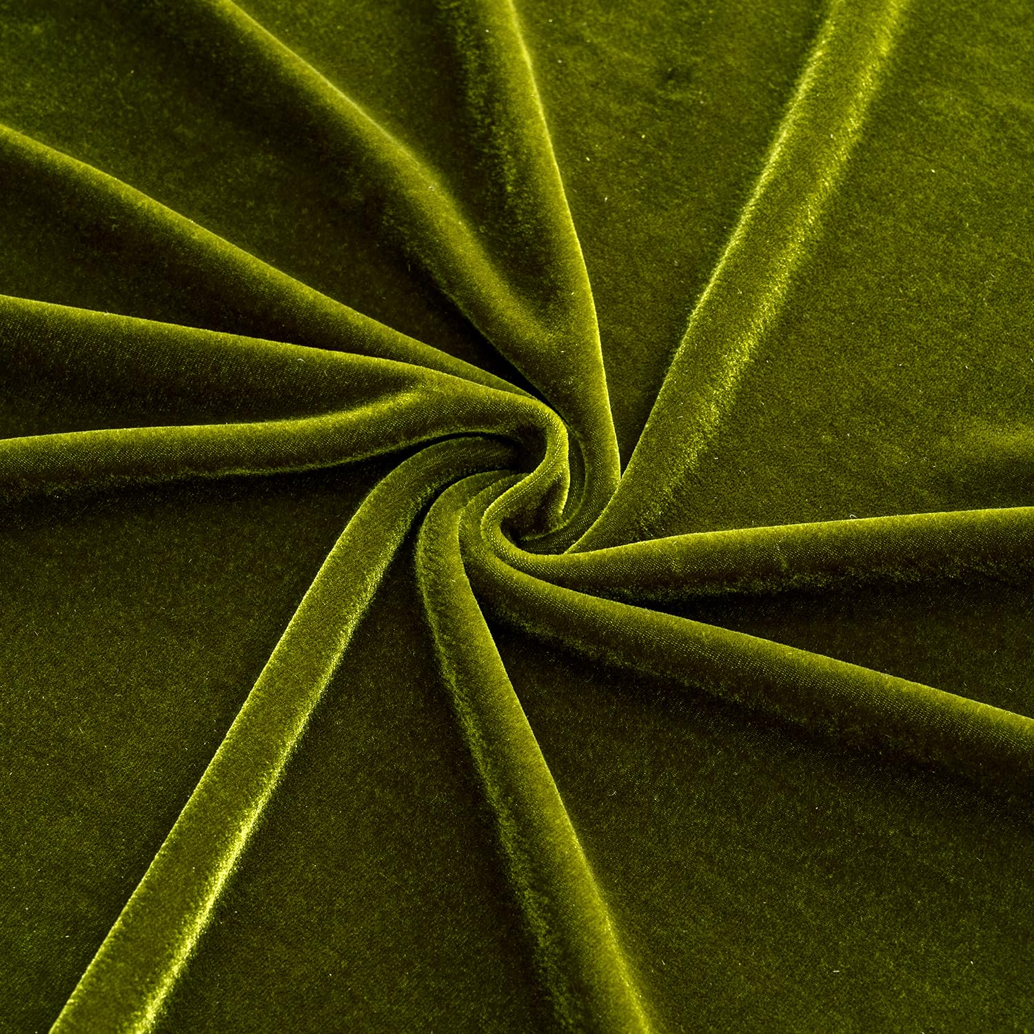 Dining setup with MIULEE velvet tablecloth olive green and tableware