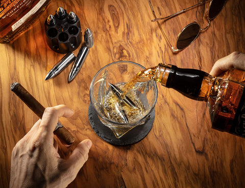 Mixology & Craft gift-ready set with premium packaging for whiskey lovers.