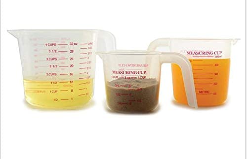 MIZORLIE stackable measuring cups save kitchen storage space.