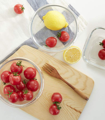 M MCIRCO portion-sized containers support precise meal prep portions.