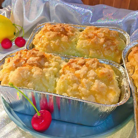 MOACOCK banana bread mini-pan, giftable and perfect for homemade treats.